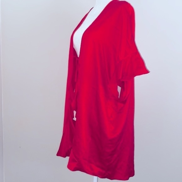NWT Victoria’s Secret “LOVE” satin robe - Picture 3 of 6